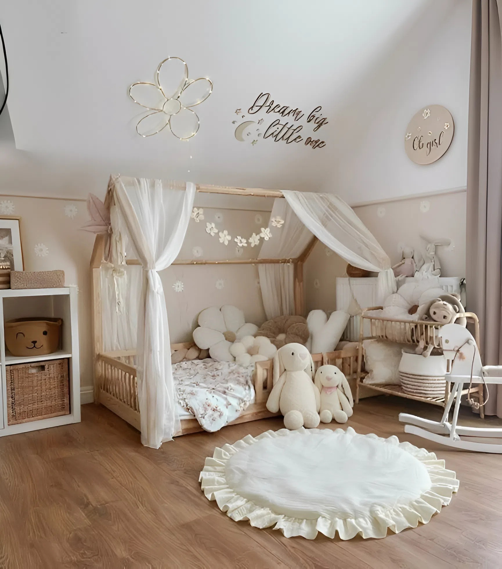 Personalized Round Baby Play Mat | Muslin Cotton Floor Mat with Ruffle, Custom Embroidered Baby Name Rug, 100cm Padded Play Mat