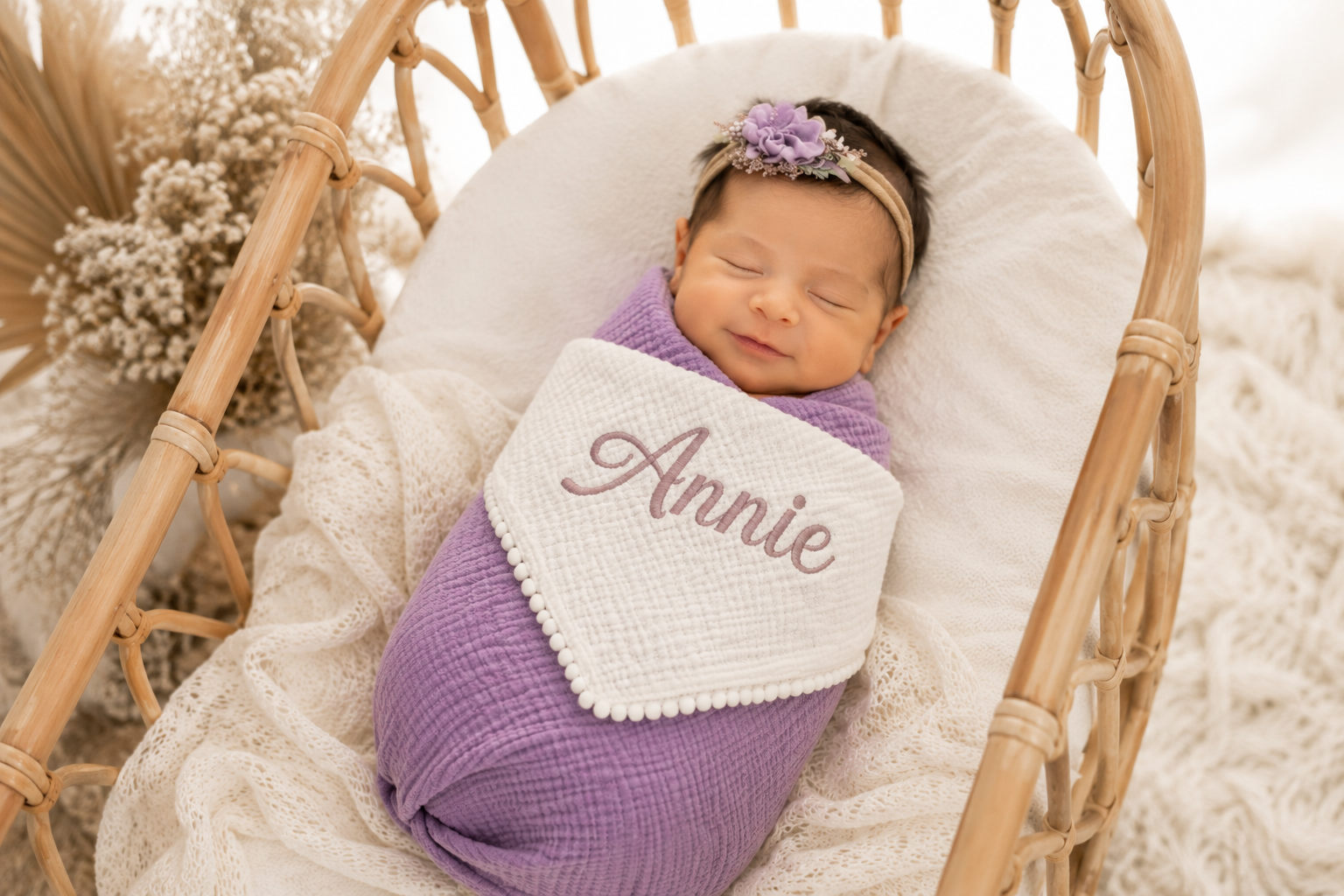 Personalized Baby Blanket – Custom Embroidered Name Muslin Blanket with Pom Pom Trim, Newborn & Baby Gift