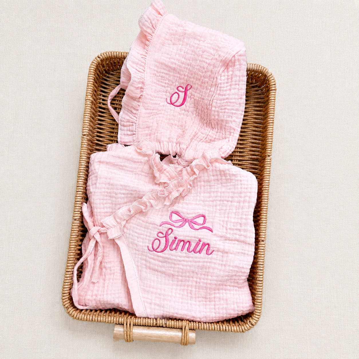 Personalized Baby Muslin Romper Set with Bonnet, Embroidered Baby Girl Outfit, Soft Cotton Gauze Newborn Gift