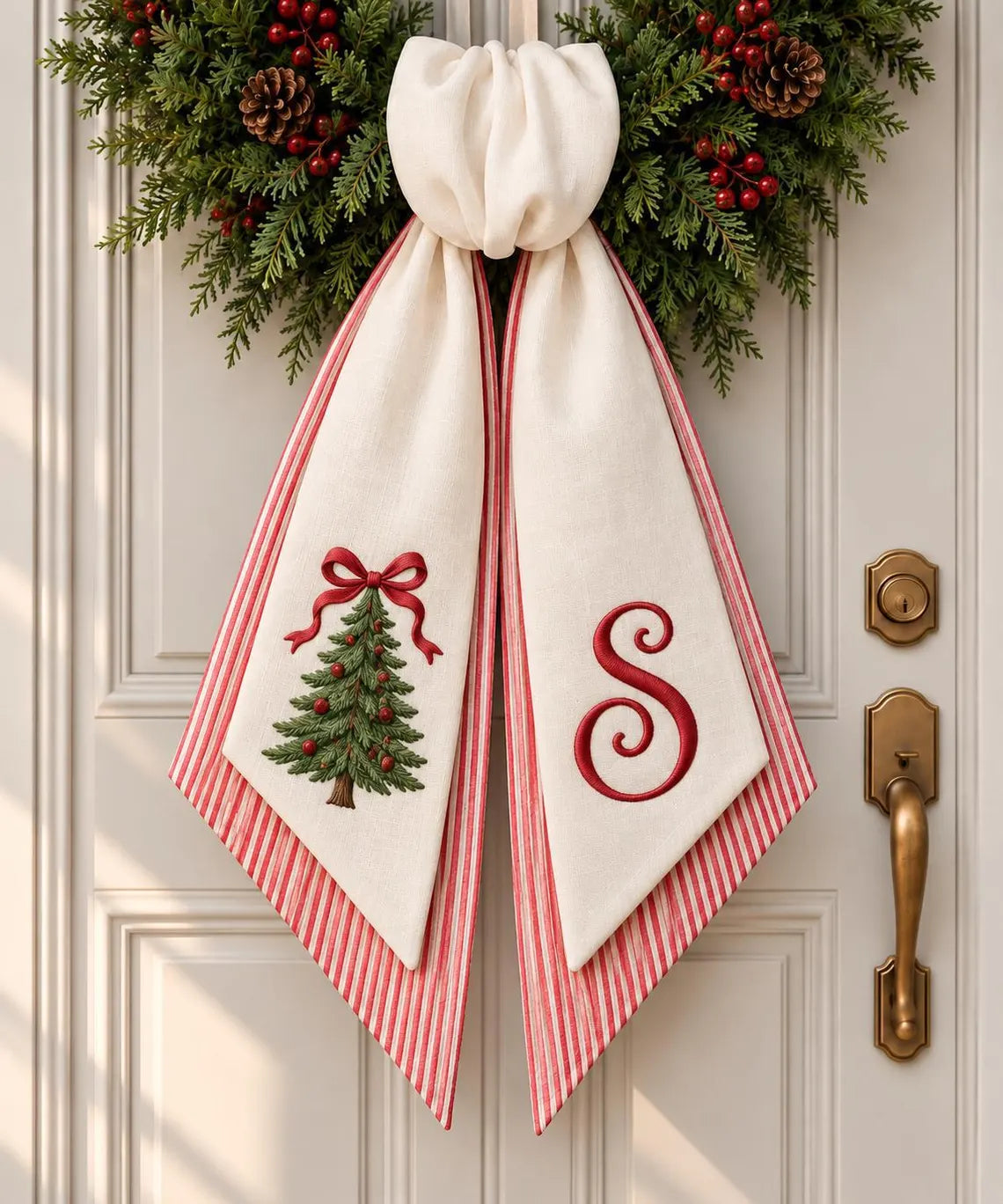 Personalized Christmas Wreath Sash, Embroidered Linen Wreath Bow, Monogram Christmas Door Decor, Holiday Wreath Sash